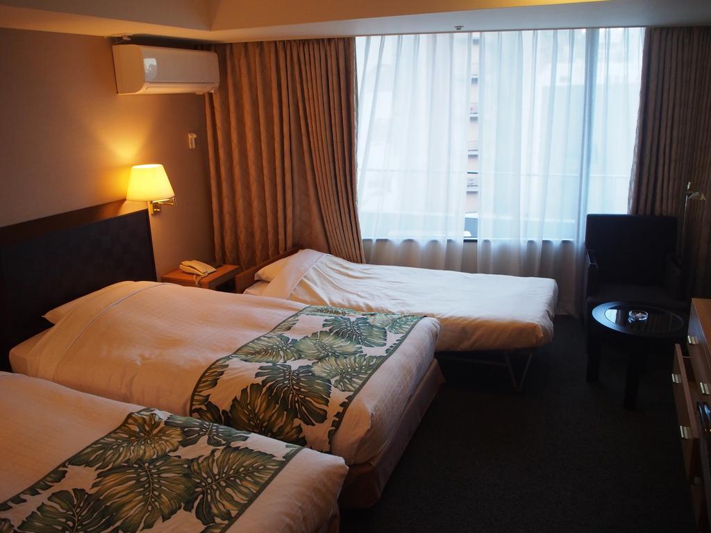 Hotel Breezbay And Yokohama (Kanagawa)