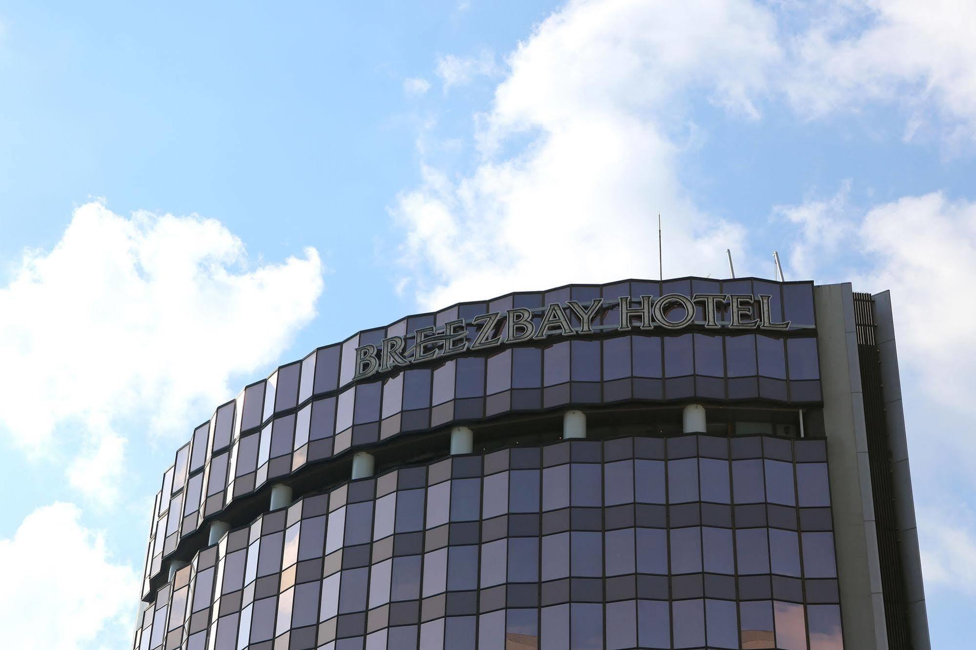 Breezbay And 3* Yokohama (Kanagawa)